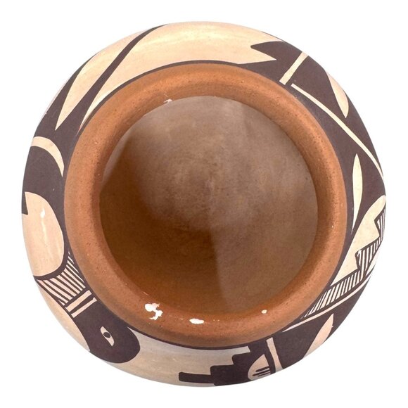 Vtg Native American Pottery Stella Teller Isleta Bird Desert 4" Tall Signed READ - Picture 5 of 7